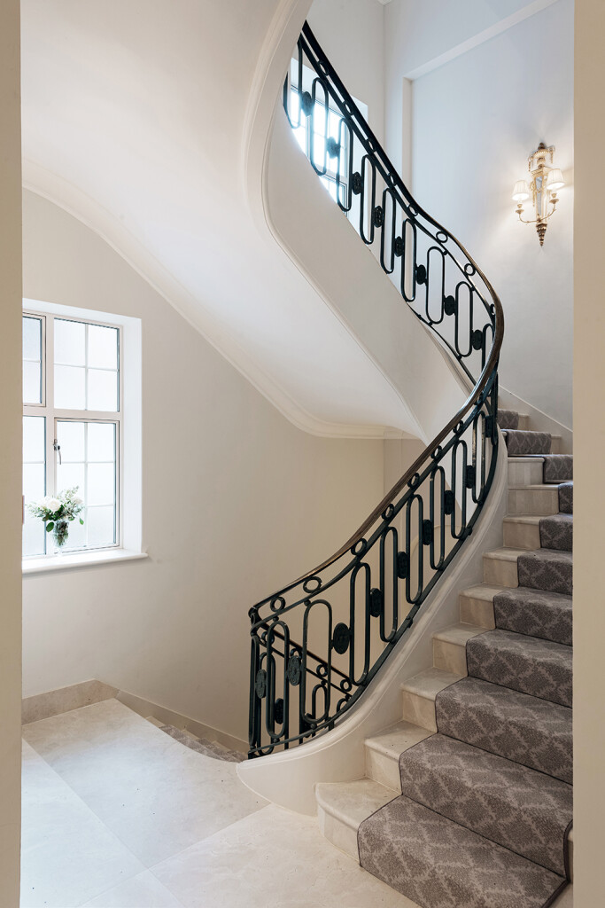 INFORMATION & ADVICE: DESIGNING A BESPOKE CARPET FOR YOUR STAIRCASE ...